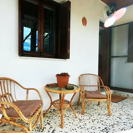Villa Το Παραδοσιακό Vyzítsa Exterior foto
